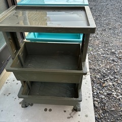 ３段ワゴン　2個セット　カインズの画像