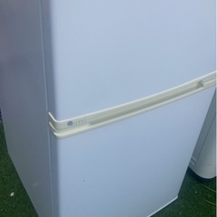 ⭕️引き取り3000円冷蔵庫⭕️配達はプラス3000円です⭕️の画像