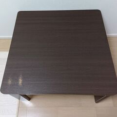 こたつテーブルの画像