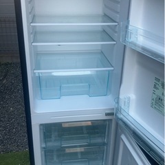 ⭕️近隣配達無料です。⭕️アイリスノンフロン162リットル冷蔵庫です⭕️の画像