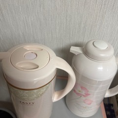 象印　1リットルのポット2つの画像