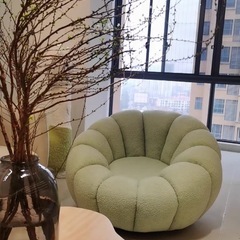 一人用ソファ　おしゃれソファ　かぼちゃ形ソファの画像