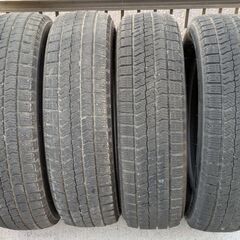 工賃込み　２０２２年ブリヂストン冬タイヤ　１５５／６５Ｒ１４　４本セットの画像