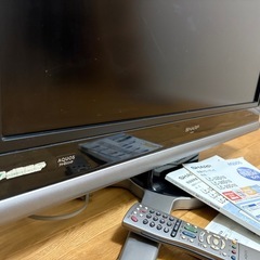 SHARP 液晶カラーテレビ　32型の画像