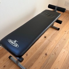 腹筋マシーンの画像