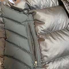 パタゴニア　ベスト　黒　ダウンの画像