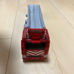 トミカワールド変形出動！ビックファイヤー&コマンドステーション
　　　　の画像