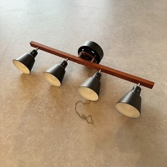 4列シーリングライト 照明器具 間接照明 北欧スポットライト LED対応の画像