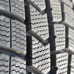 DUNLOP WINTER MAXX 185/60R15   24年製
の画像