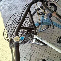 リユースのサカイ栃木店★ジモティ割あり★ ComO'rade 自転車 20インチ ホワイト クリーニング済み TC12204の画像