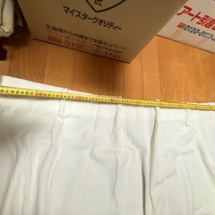 カーテンの画像