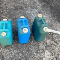 ポリタンク　灯油カンの画像