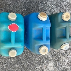 ポリタンク　灯油カンの画像