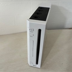 wii テレビゲーム（本体）の画像