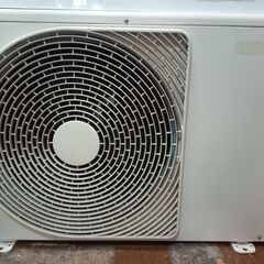 安心の電気工事士がお伺い致します！大型14畳用！希少な100V電源！ハイスぺック機種！取り付け工事無料！取外し工事無料！配送込み！保証付き！エリア限定の画像