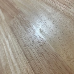 木目ダイニングテーブルの画像