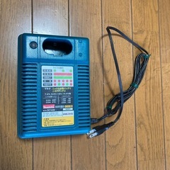 マキタ　急速バッテリー充電器の画像