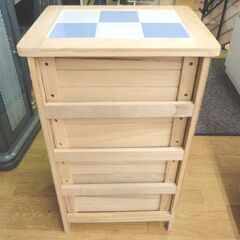 天板タイル 4段 チェスト 高さ67.5㎝ 木製 ナチュラル 収納棚 引出し4杯 収納家具 西岡店の画像