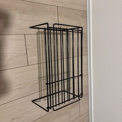 伸ばしたり縮めたりできるラックの画像