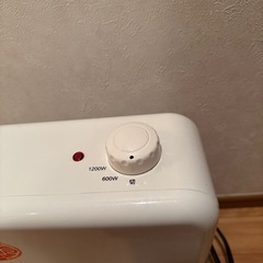 セラミックファンヒーターの画像