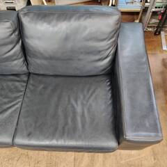 【愛品倶楽部柏店】BoConcept ボーコンセプト 肘付ワイド2人掛けソファ 本革 黒 I.D.V. 幅180cmの画像