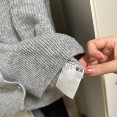 Uniqlo カーディガンの画像