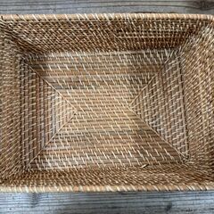無印良品 重なるラタン長方形バスケット 中 タグ付き 在庫①の画像