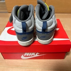 ナイキのスニーカーになりますの画像