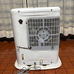 石油ファンヒーター② MITSUBISHI KD-257Vの画像