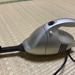 【0円】YAMAZEN ハンディ掃除機 HDC-400 コード式の画像