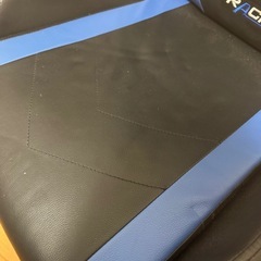 ゲーミングチェア
の画像