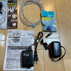 水槽　エアーポンプ　水温計など　セットの画像