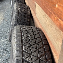 ランドクルーザー200用スタッドレスタイヤ&アルミホィール4本セットの画像