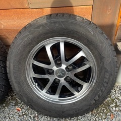 ランドクルーザー200用スタッドレスタイヤ&アルミホィール4本セットの画像