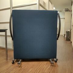 折りたたみベッド マットレス マット部分サイズ: 約200cm x 約90cm x 地上高約45cmの画像