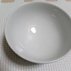 子供用食器の画像
