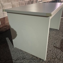 ☆ライオン事務器 ビジネスデスク 事務机  平机 パネル脚タイプの画像