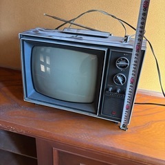 アンティークテレビの画像