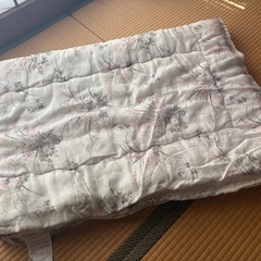 掛け布団⑧ ピンク　白　花柄 掛布団の画像