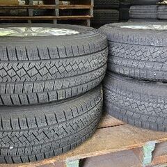 スタッドレス 2023年製 215/65R16 ピレリ ホイール付きの画像