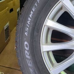 スタッドレス 2023年製 215/65R16 ピレリ ホイール付きの画像