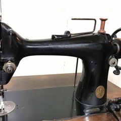 100年前のシンガーミシン　職業用の画像