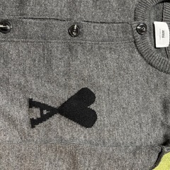 新品　ハート　グレーカーディガンSユニセックス　ゆったりの画像