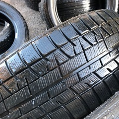 215/50R17スタッドレスタイヤ取り付け無料の画像