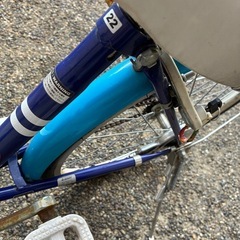 子供自転車　22インチ　パンクしてますの画像