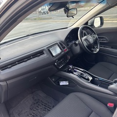 【極上メンテ/車検R8.9まで】ヴェゼル ハイブリッドX ★ヒッチメンバー付★の画像