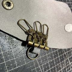 教室◼︎牛本革ヌバックレザーキーケースMINIの画像