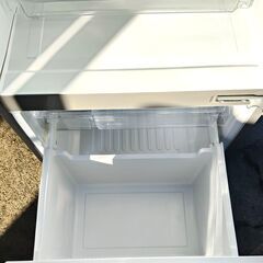 ⭐️【2018年】AQUA ノンフロン冷凍冷蔵庫　184L　AQR-U18F (S) 動作確認済み・清掃済み⭐️の画像