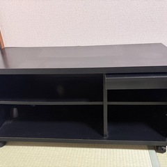 TV台の画像