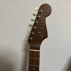 Fenderミニアコースティックギター（カバー付き）の画像